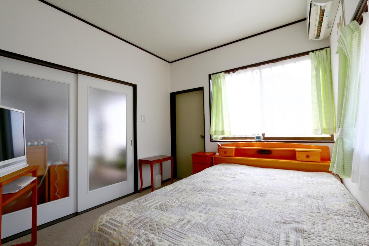 Maria Rental B&B, Japan. Фунабаси Экстерьер фото
