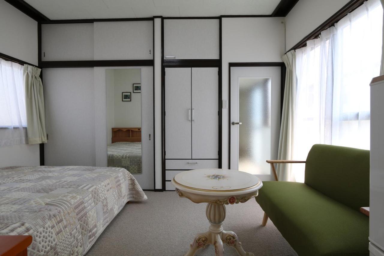 Maria Rental B&B, Japan. Фунабаси Экстерьер фото